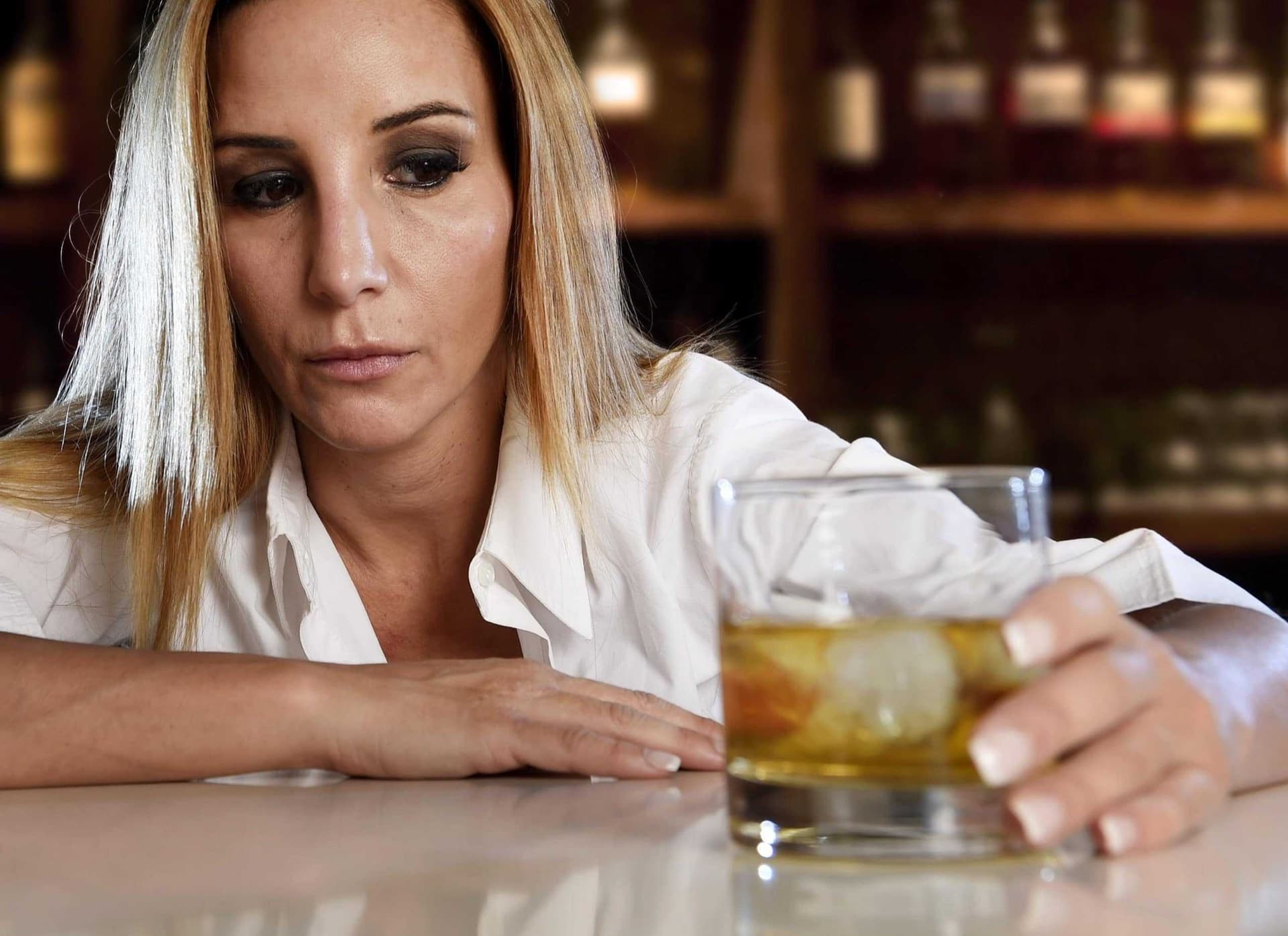 How to Tell if You're an Alcoholic or Addicted to Alcohol