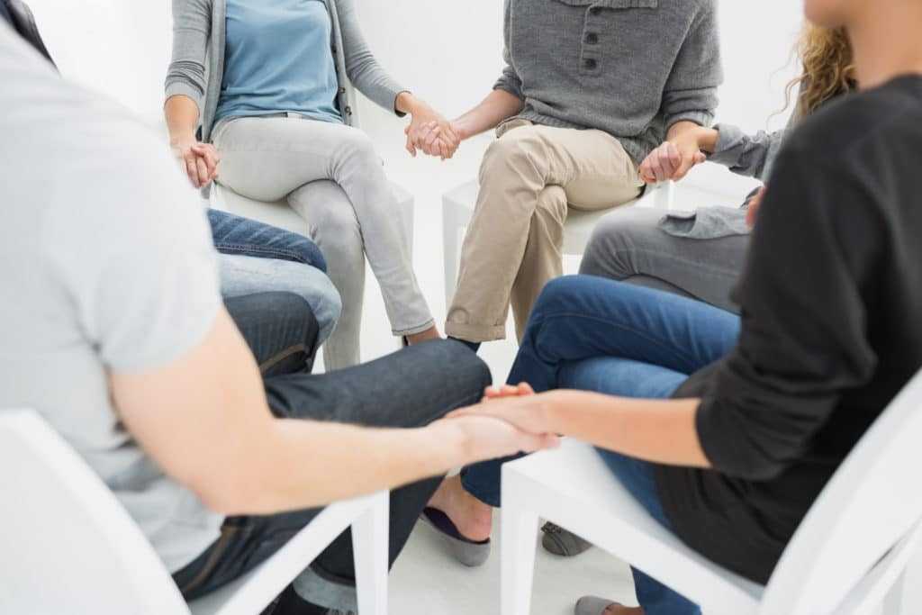 Are There Different Types of Support Groups in Recovery?