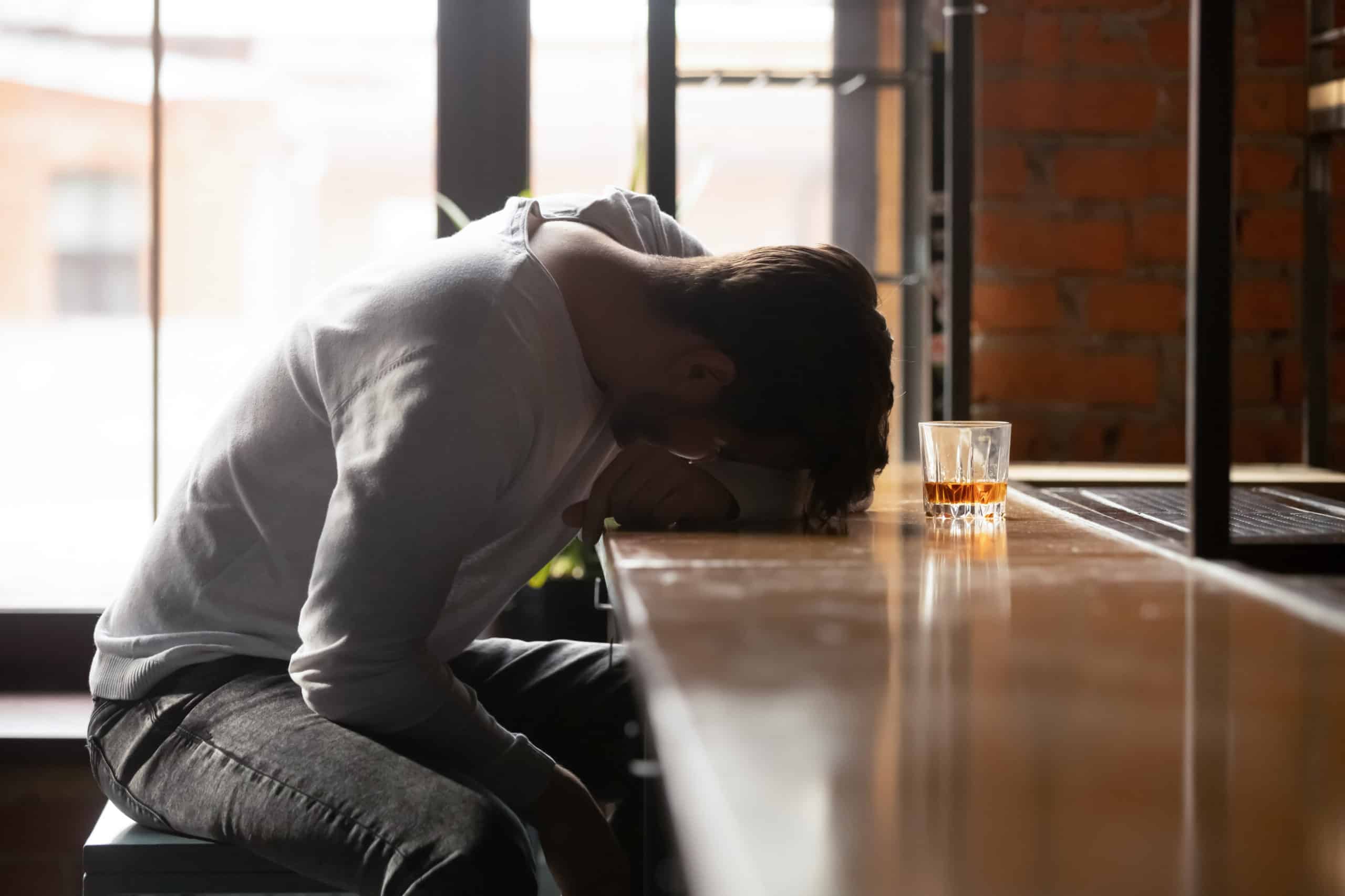 What are the Physical Symptoms of Chronic Alcohol Abuse?